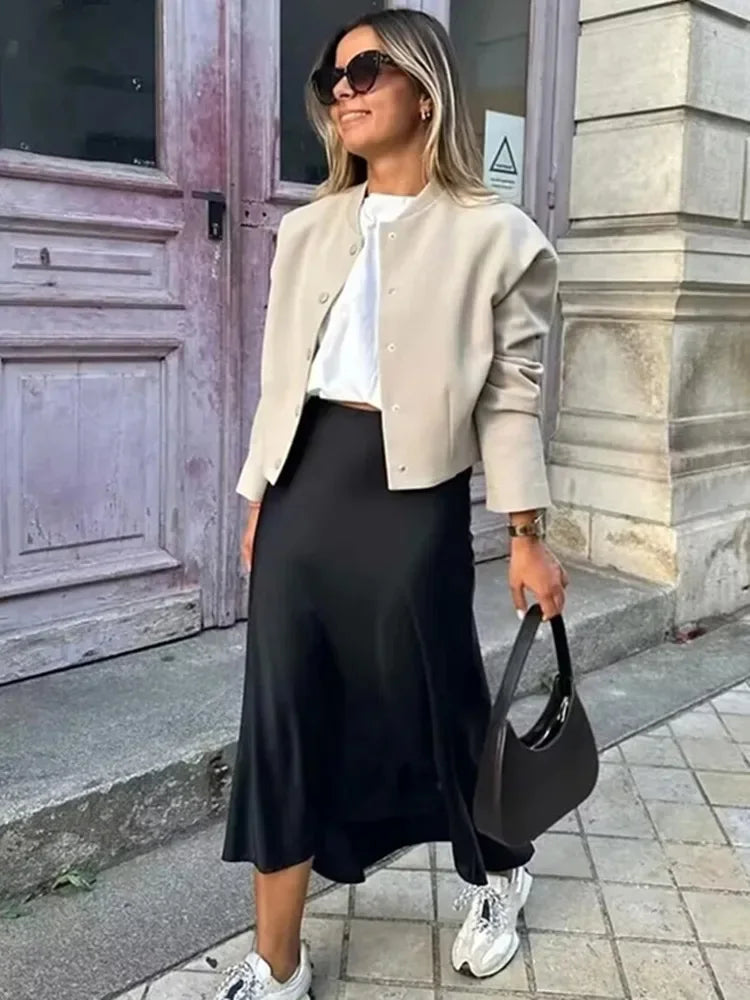 Jupe Midi Satin Élégante